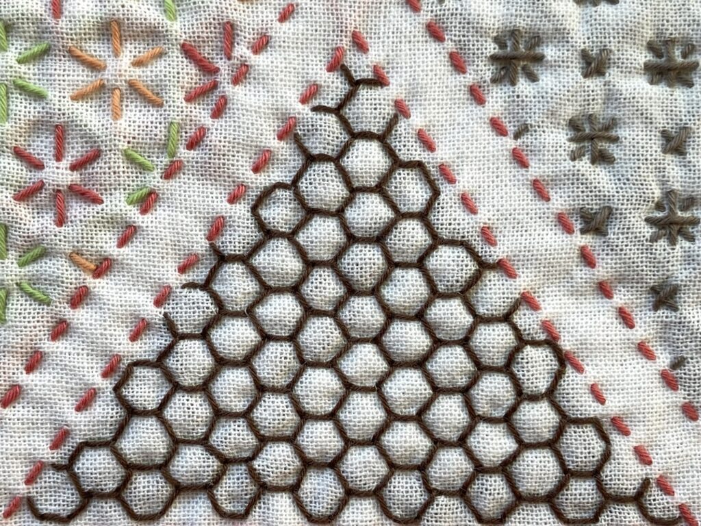 刺し子ダイヤならべの花ふきん