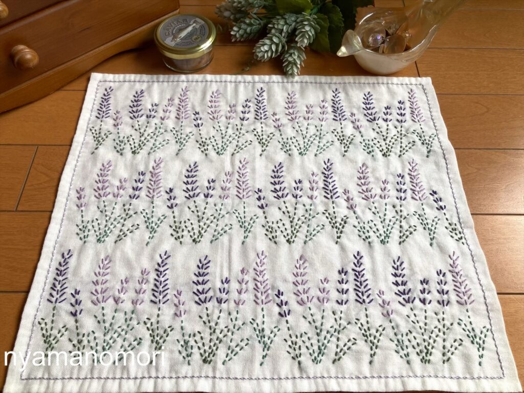刺し子ラベンダーの花ふきん