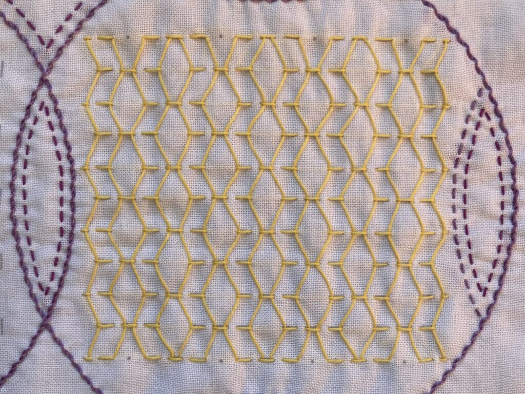 刺し子の花ふきん～麻の葉と銭刺し