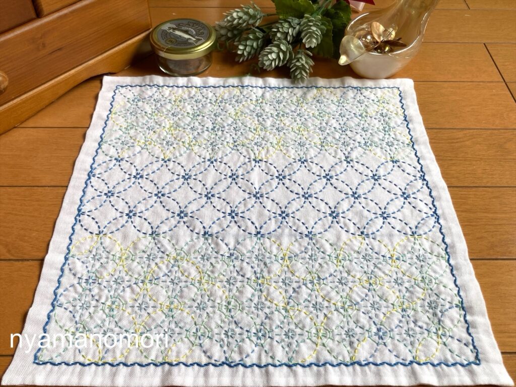 七宝つなぎ~刺し子の花ふきん